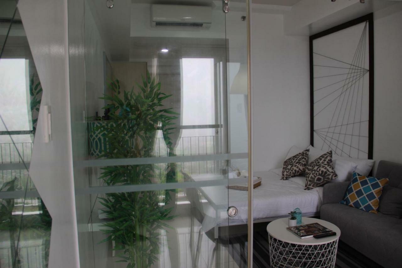 Smdc Wind Residences Tagaytay With Balcony 19Th Floor Tagaytay City Ngoại thất bức ảnh