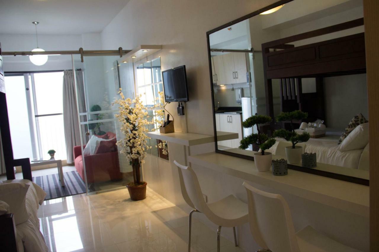 Smdc Wind Residences Tagaytay With Balcony 19Th Floor Tagaytay City Ngoại thất bức ảnh