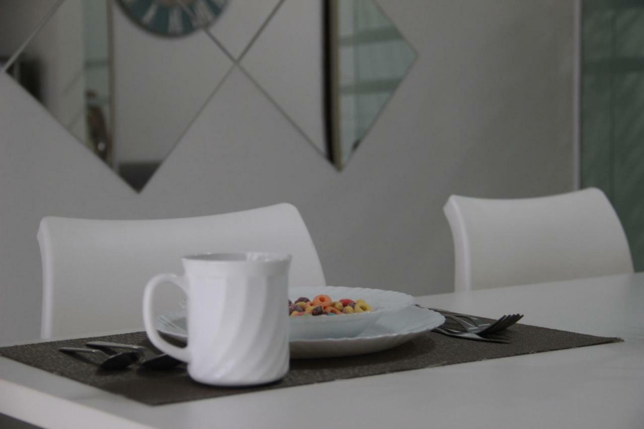 Smdc Wind Residences Tagaytay With Balcony 19Th Floor Tagaytay City Ngoại thất bức ảnh